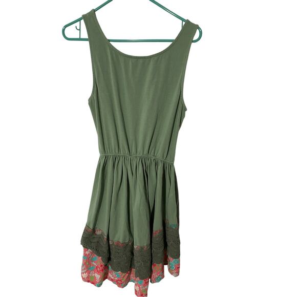 Matilda Jane Girls Large Green Peaceful Plains Boho Embroidered Lace Trim Dress - Picture 3 of 5